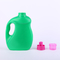 recipientes vazios das garrafas do detergente para a roupa do verde 2000ml 1MM densamente